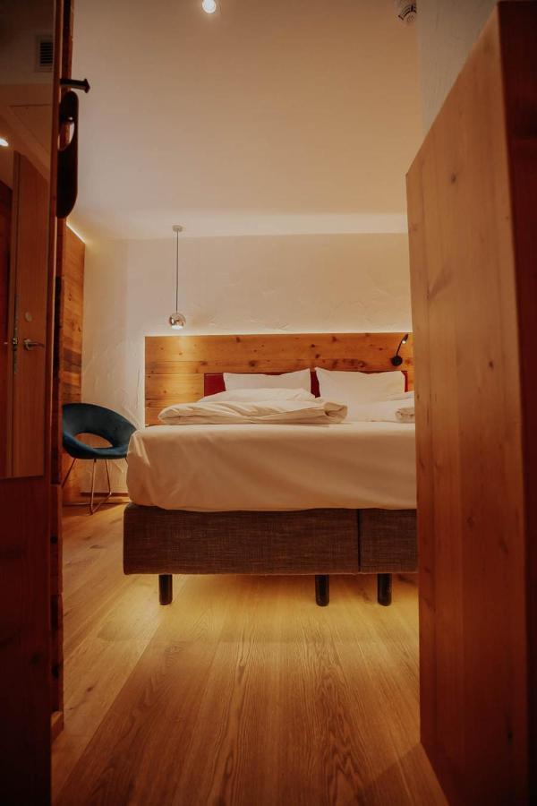 Altstadtmittehotel Sonne Dinkelsbühl Екстериор снимка