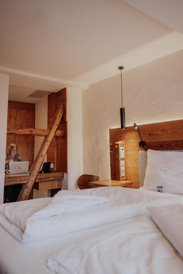 Altstadtmittehotel Sonne Dinkelsbühl Екстериор снимка